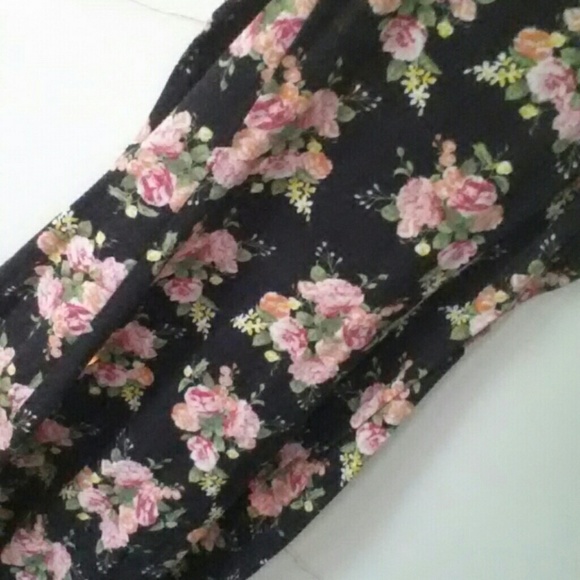 Rose skater dress - Picture 2 of 2