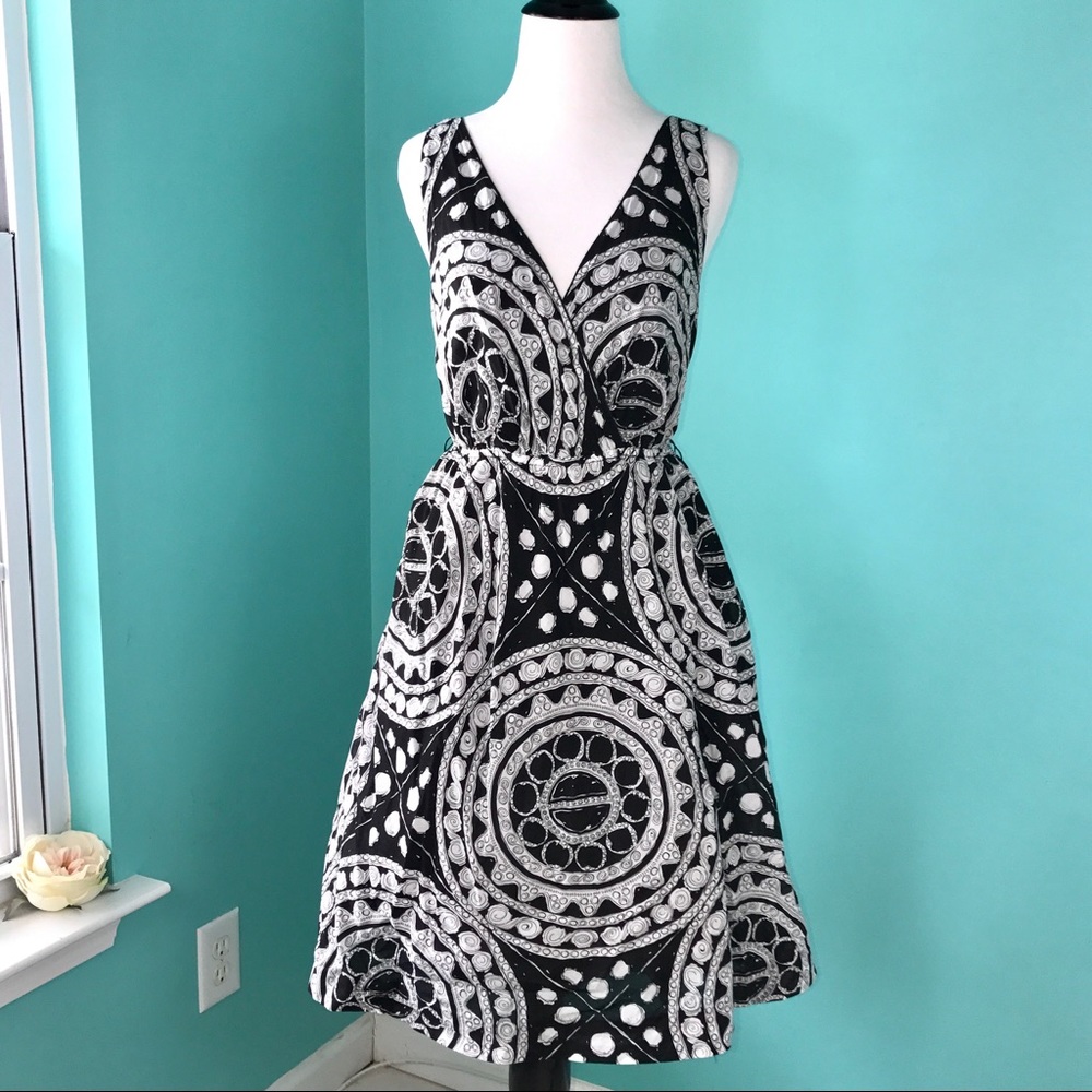 We <3 Love Vera Anthropologie Size 2 Summer Dress
