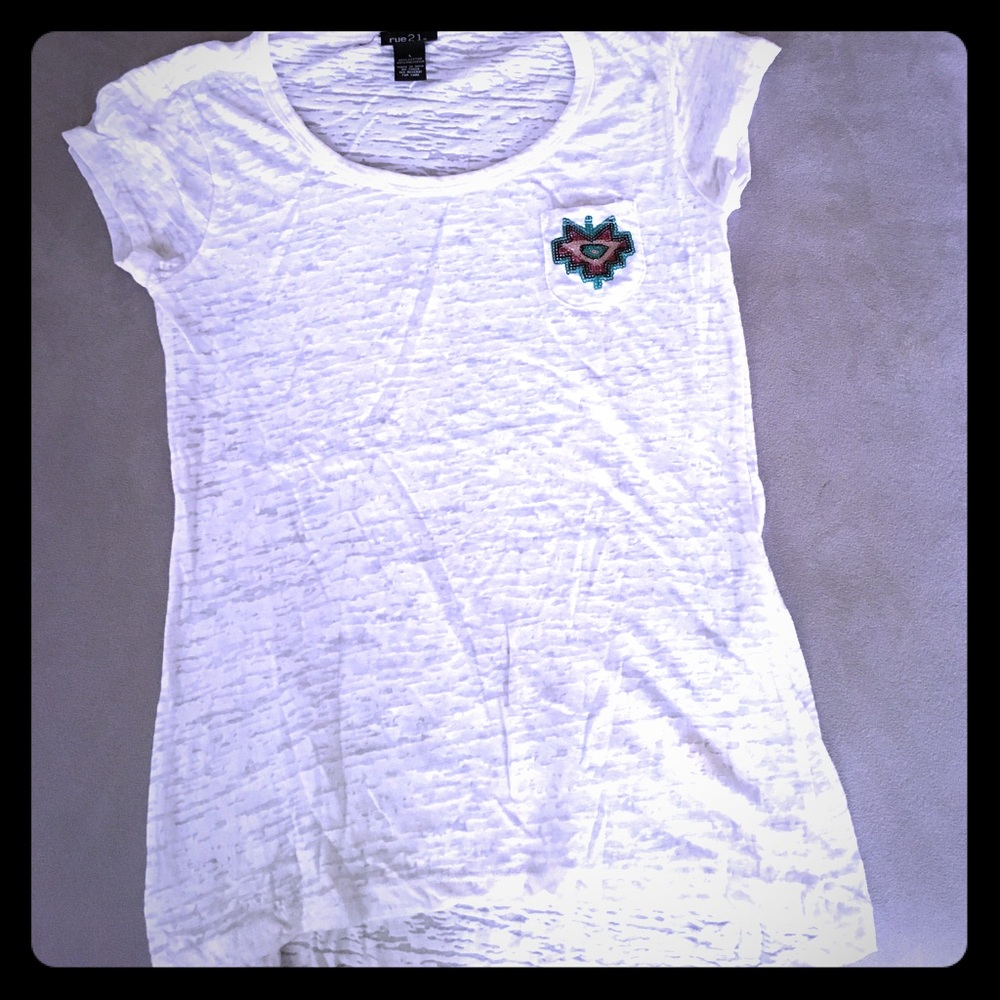 Rue 21 White T-shirt