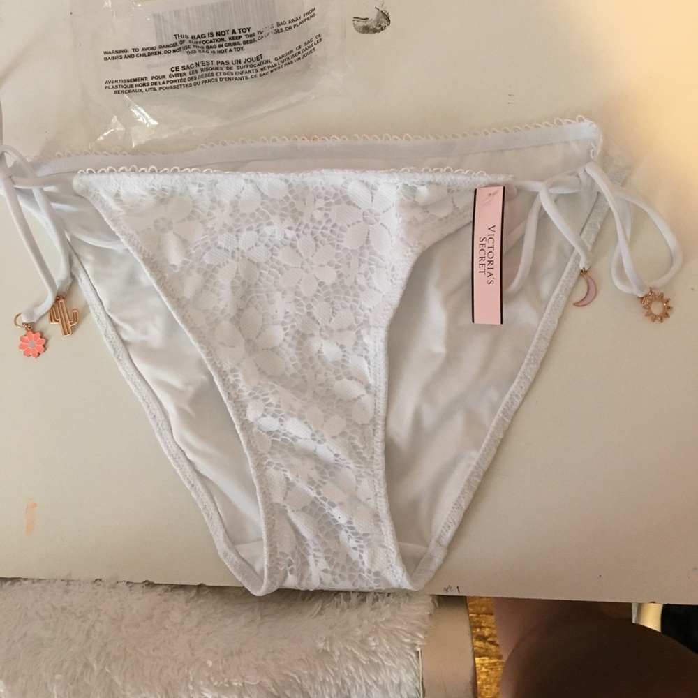 Brand New Victoria's Secret 'Teeny' Bikini Bottoms
