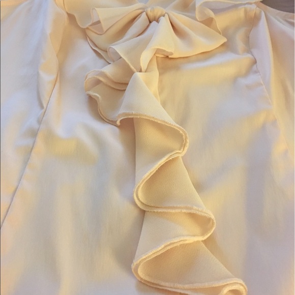 Cream Ruffled Tank - Picture 4 of 5