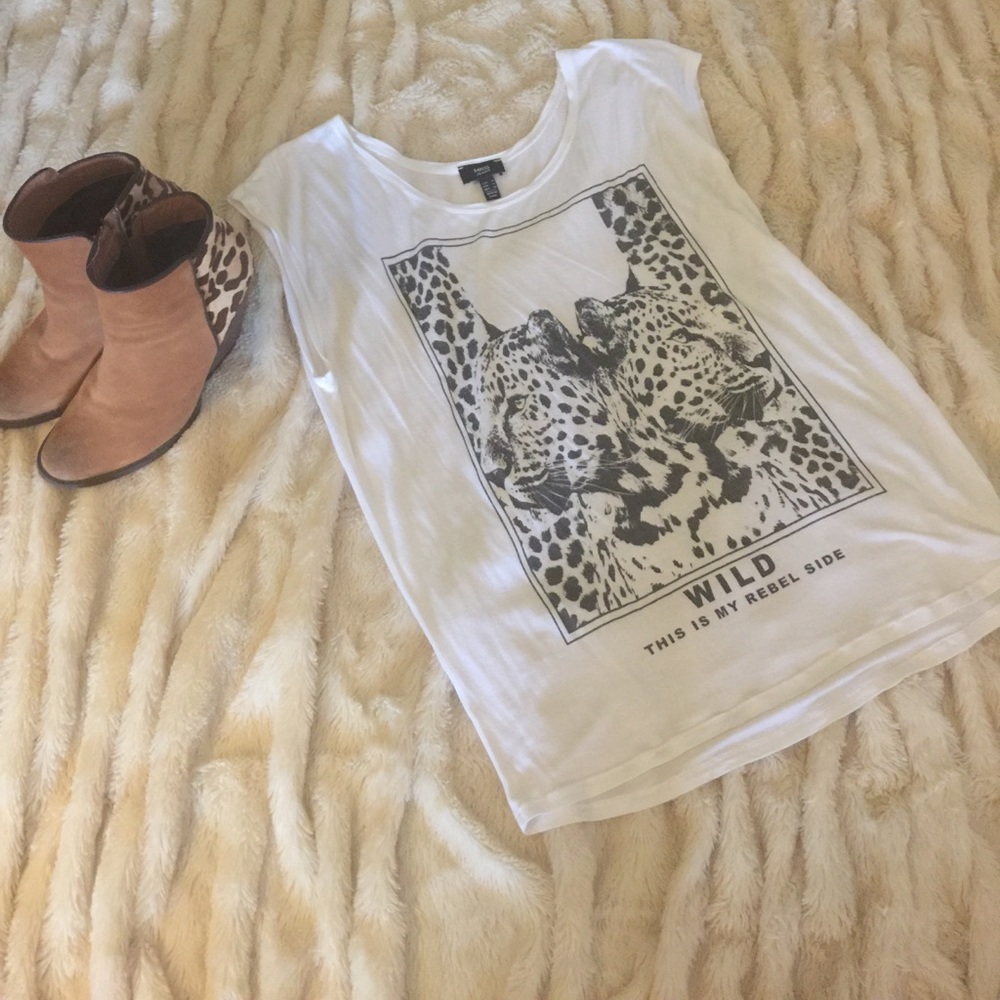 White graphic tee