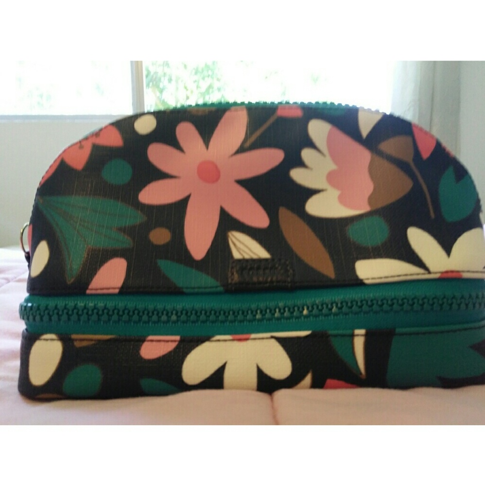 Fossil Makeup Bag CLEAN like new!