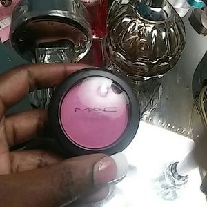 MAC Blush in Overdyed
