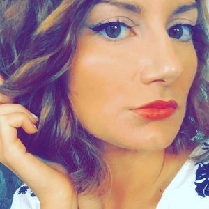 Meet your Posher, Katherine