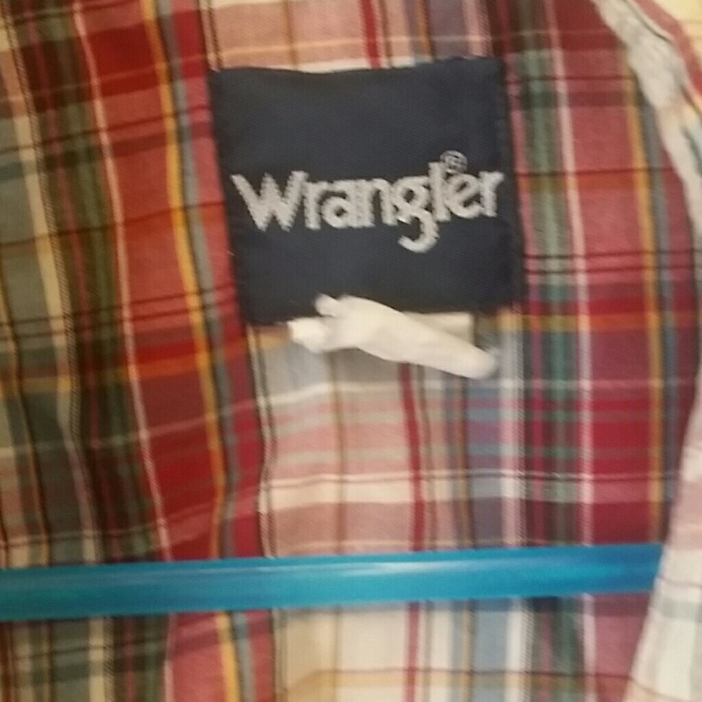 Button up - Picture 3 of 3