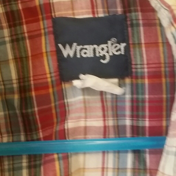 Button up - Picture 3 of 3