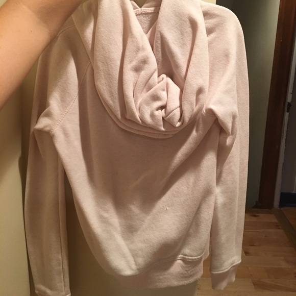 Sweatshirt - Picture 2 of 3