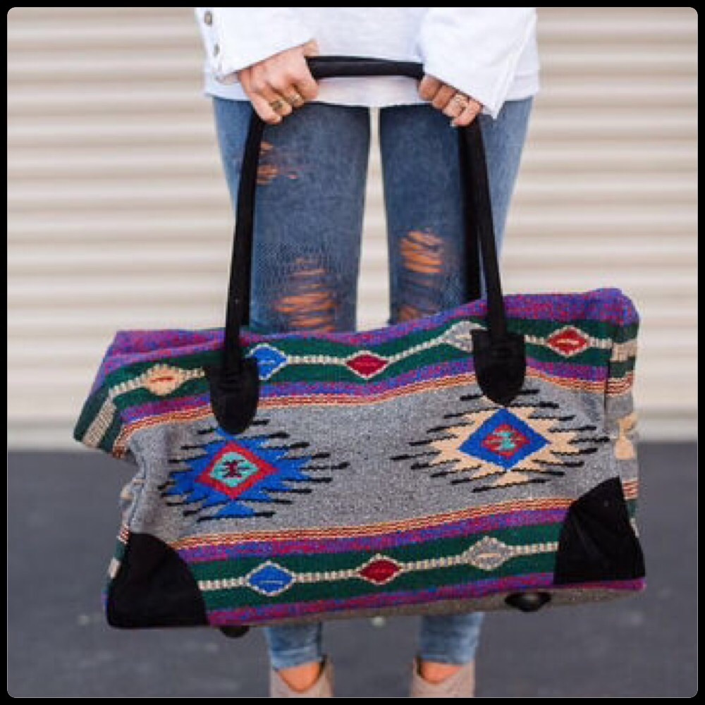 Boho Southwestern Travel Bag - Picture 6 of 8