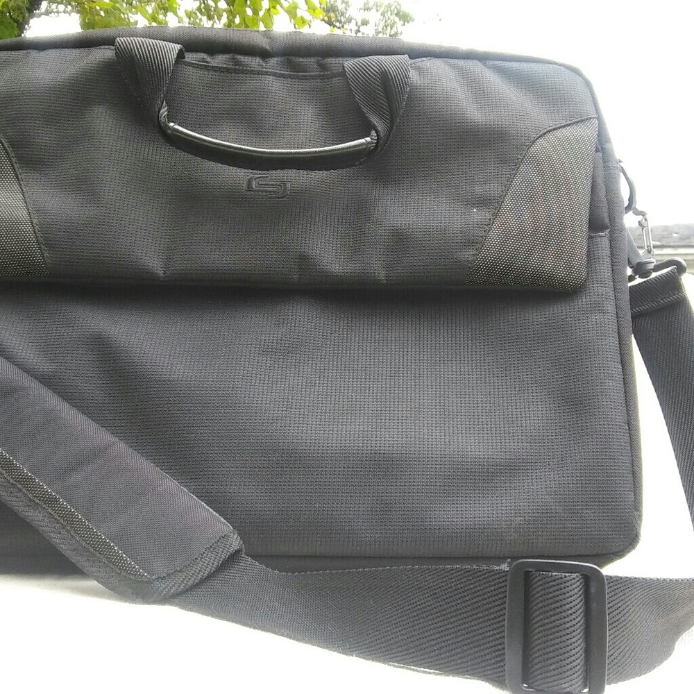 S-Solo Messenger Handbag