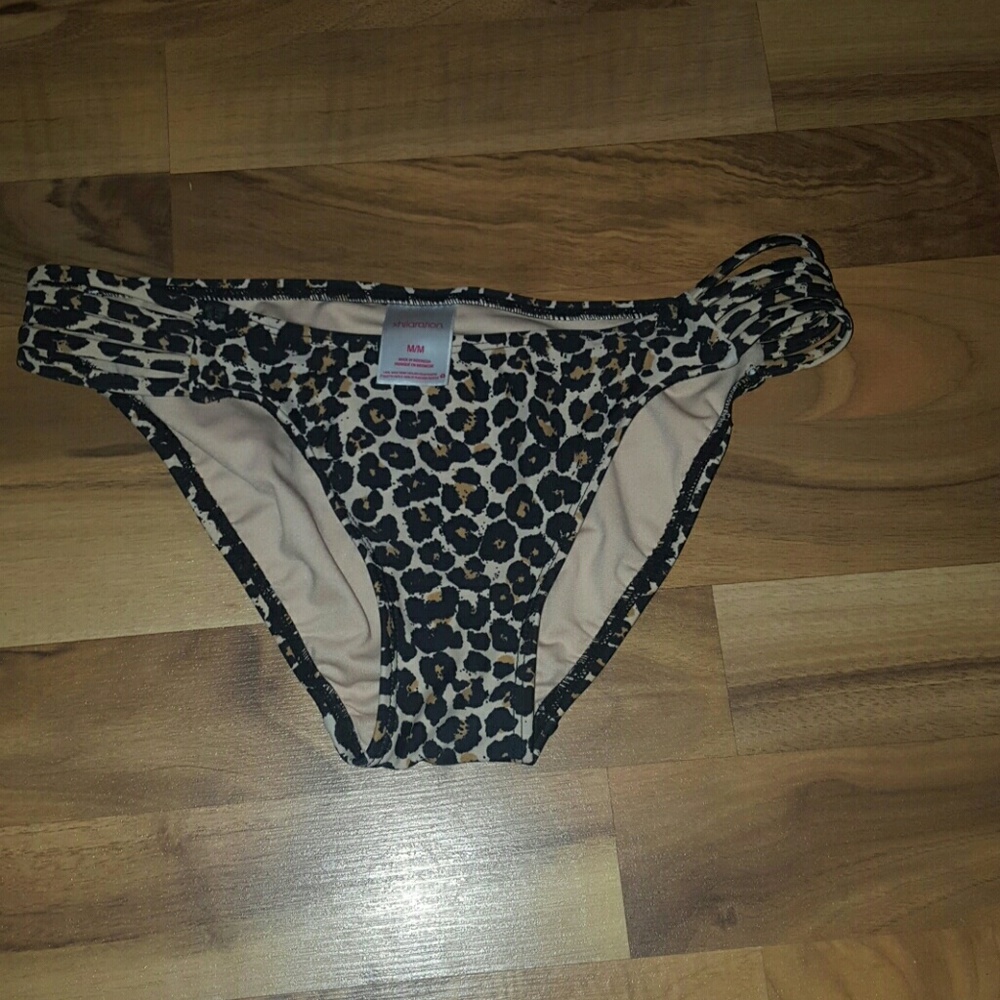 animal print bikini bottoms