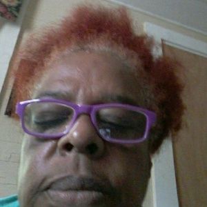 Meet your Posher, Leesha