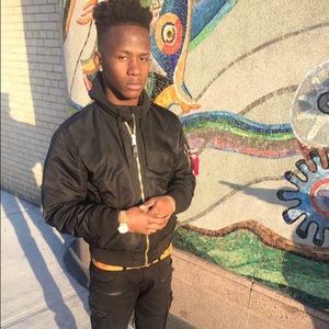 Meet your Posher, Christopher