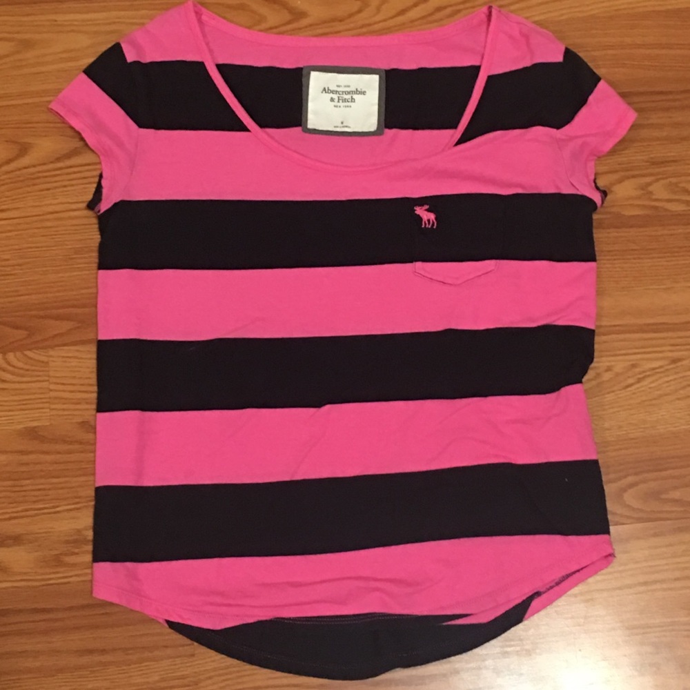 Abercrombie and fitch pink and black tee