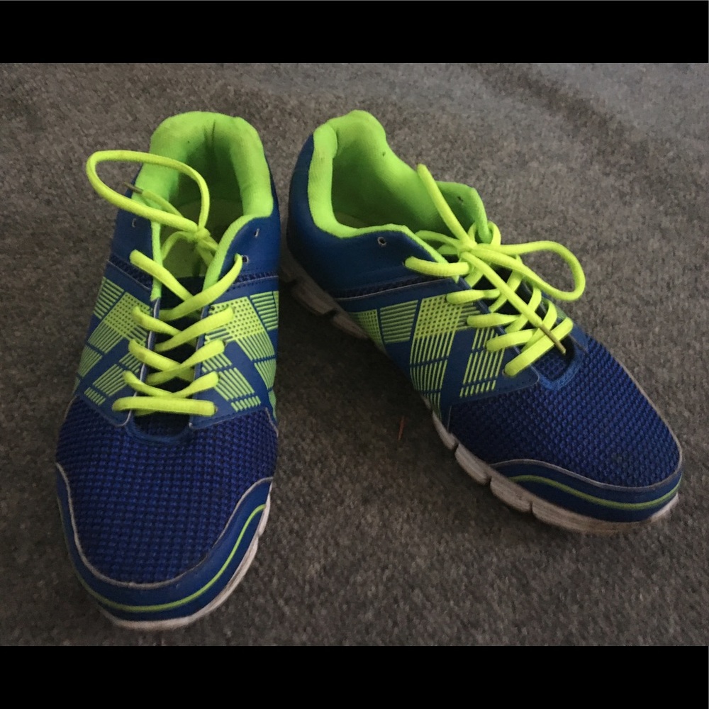 Men's sneakers two  times worn