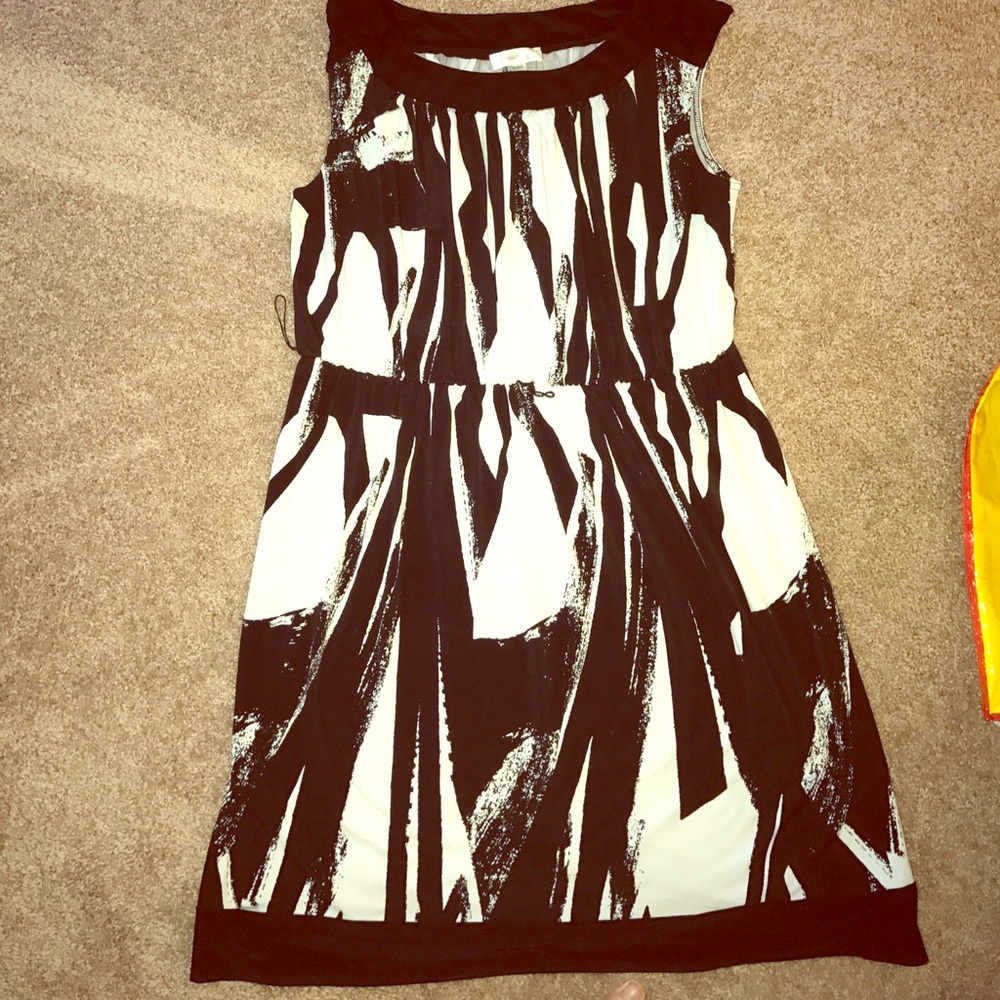 Black and white Dress size 14!