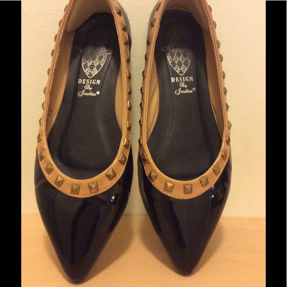 Design By Jacobies Studded Flats Sz 6.5 - Picture 1 of 8