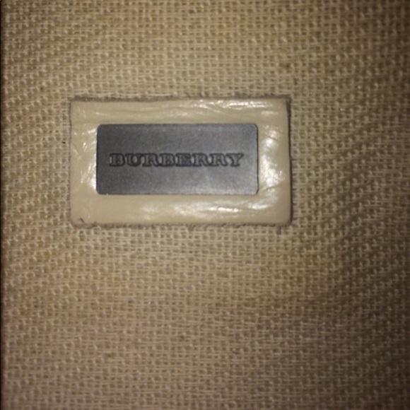 Handbag - Picture 2 of 3