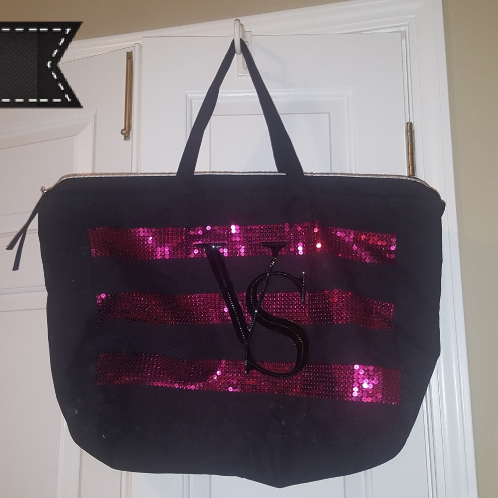 V.S shoulder bag