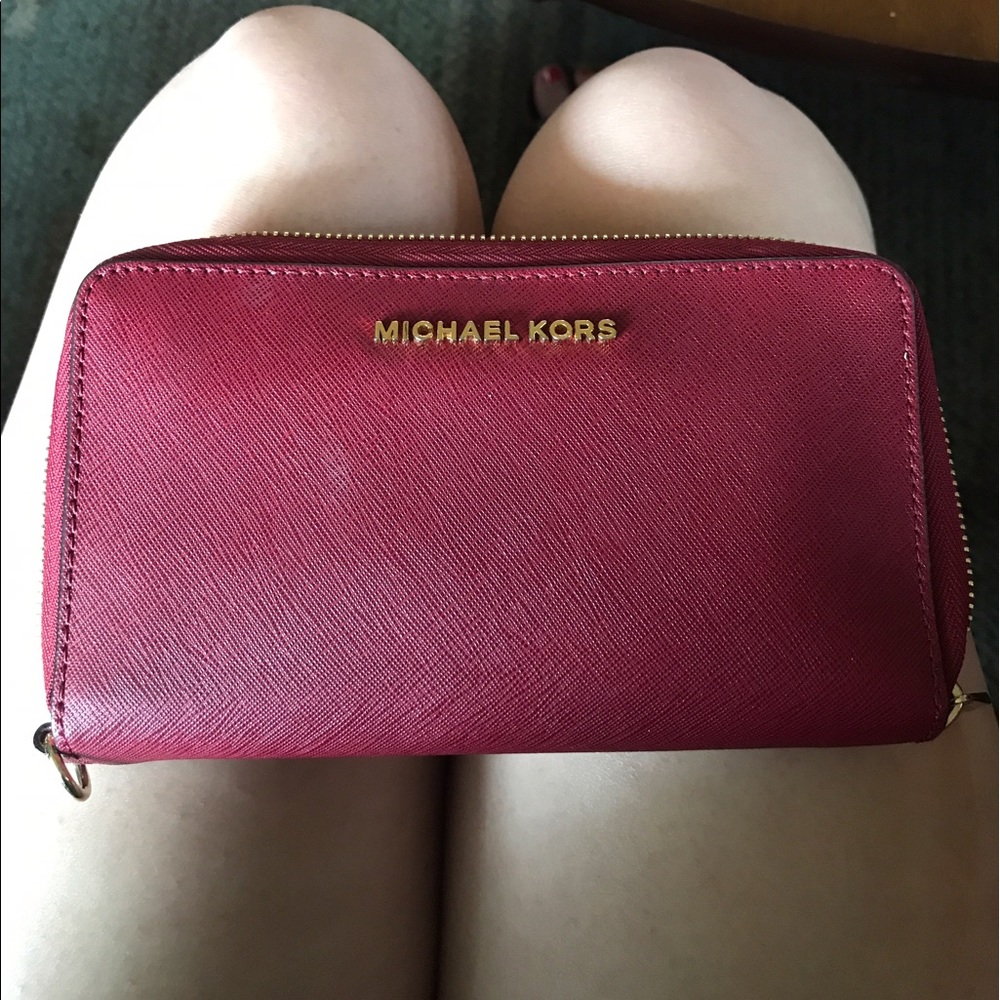 Michael Kors wallet!!