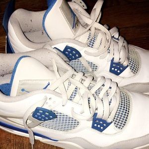 Jordan 4s