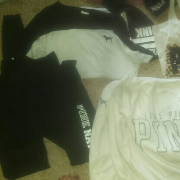 50+ ITEMS VS PINK LOT - Picture 3 of 8