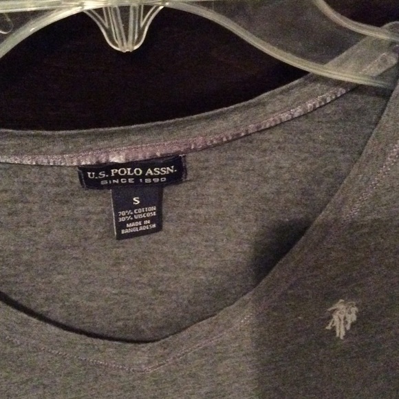 Grey V-neck POLO t-shirt - Picture 2 of 3