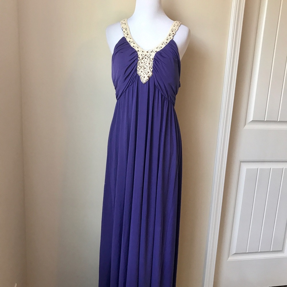 💝💝 NWT Gorgeous ELLE dress 💝💝