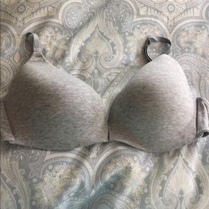 Victoria's Secret No Wire bra!