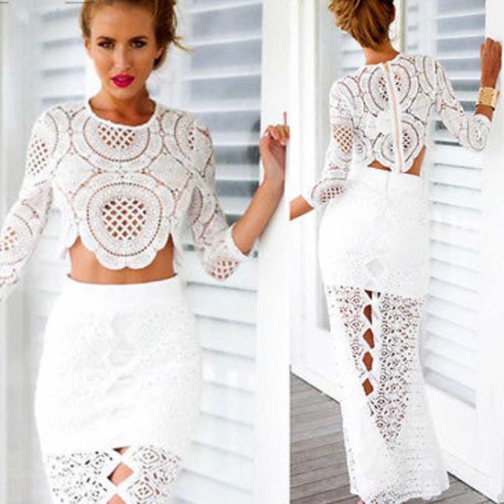 🌸Last! "Paula" || White Crochet Gold Zipper Top⚜ - Picture 2 of 8