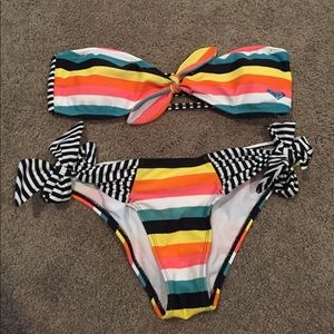 Roxy Bikini