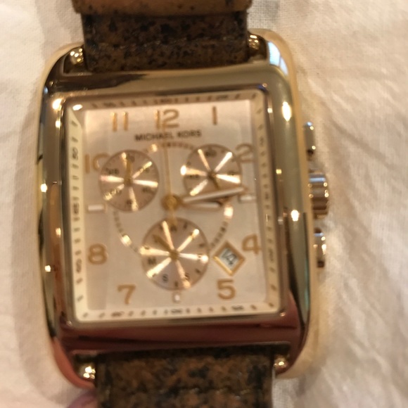 NWT Michael Kors distress mocha leather watch