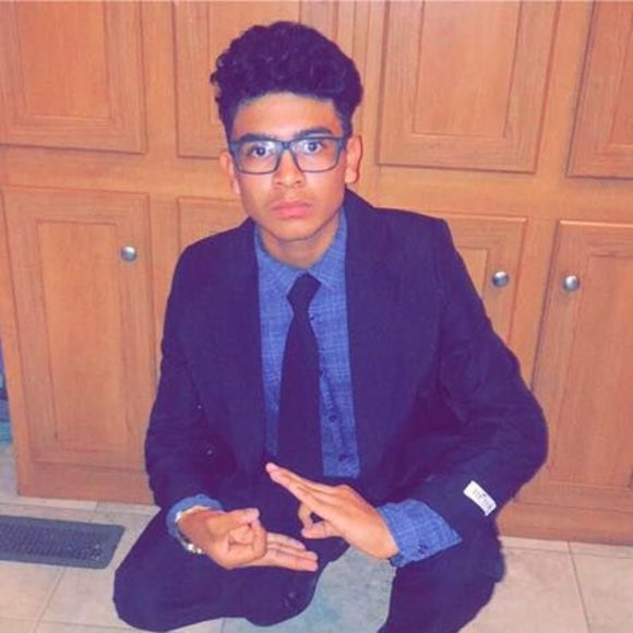 Meet your Posher, Emilio - Picture 1 of 1