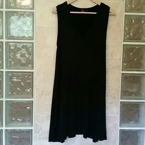 V-neck swing style dress