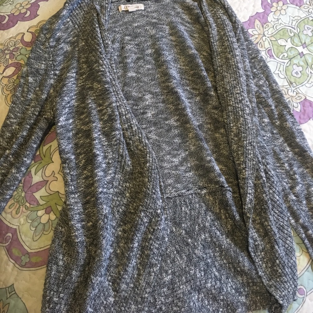 Grey cardigan