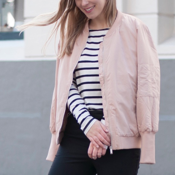 Zara Jackets & Blazers - ✨HOST PICK✨ Zara Blush Bomber Jacket