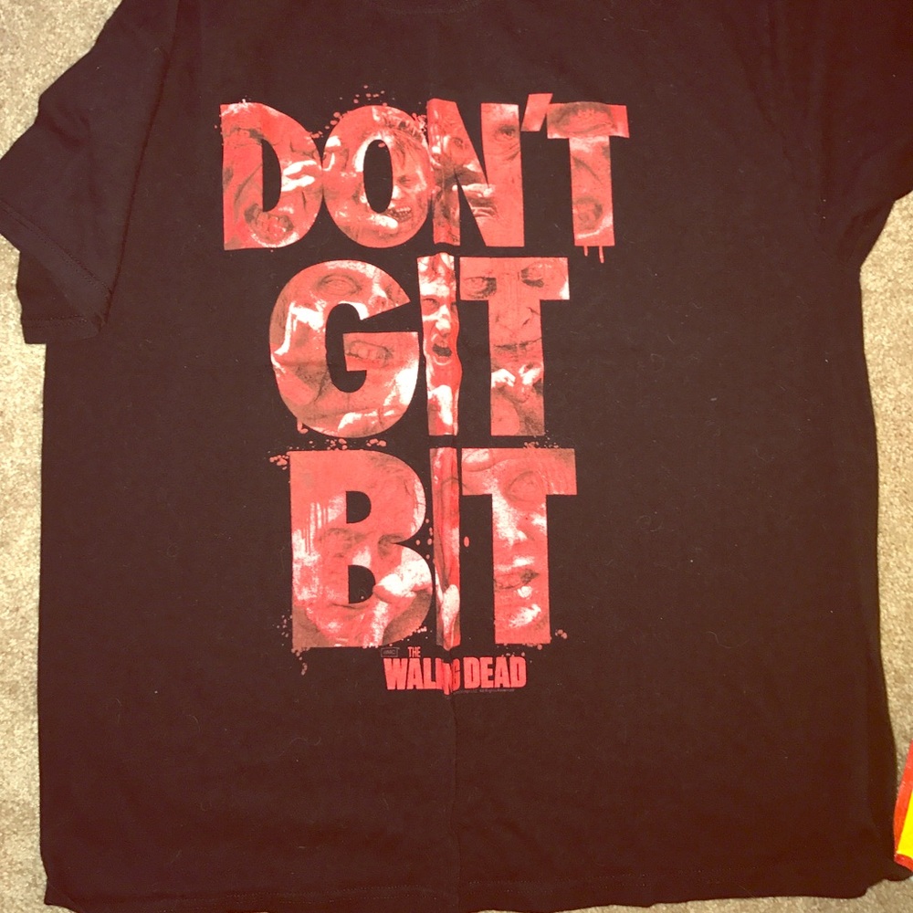 Walking dead t-shirt size 2x