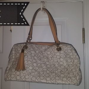 CK white shoulder bag