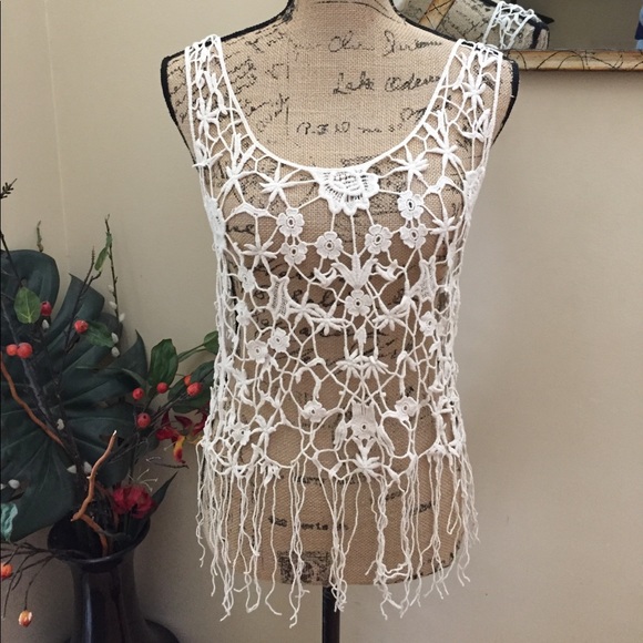 boutique Other - Fabulous boutique crochet BOHO fringe cover up!