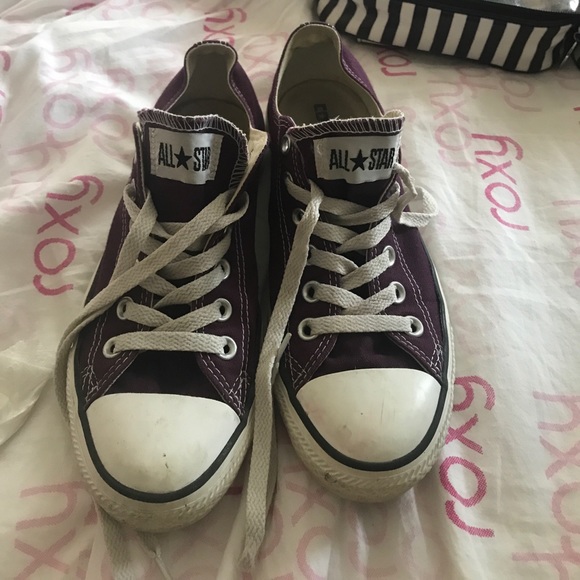 Converse - Picture 1 of 1