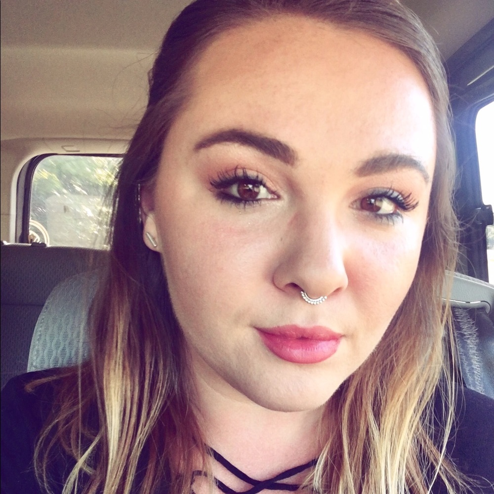 Meet your Posher, Kalee