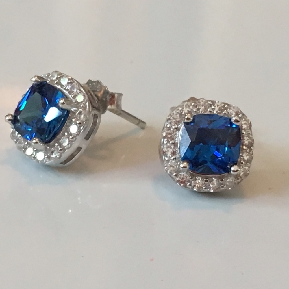 Blue and white sapphire stud earrings
