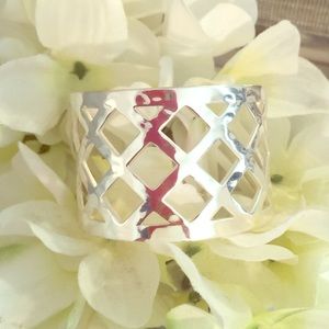 NWOT Rustic cuff bracelet