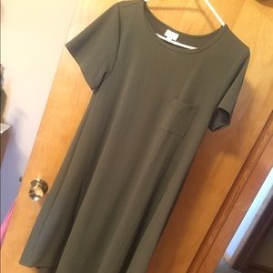 LulaRoe Medium Olive Green Carly