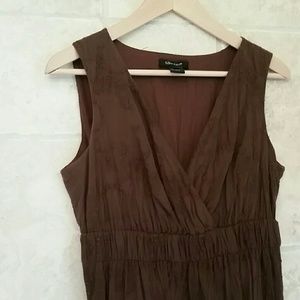 V-neck brown midi dress