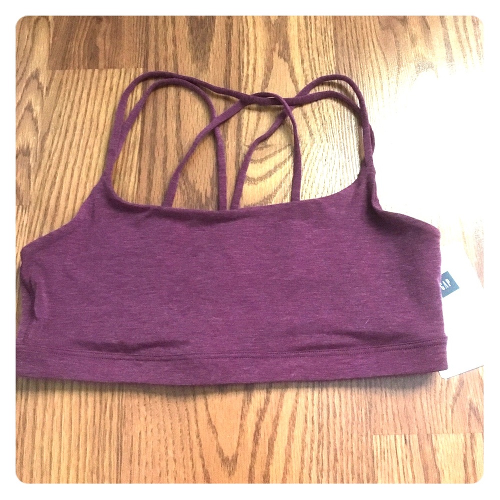 NWT Gap Strappy Sports Bra
