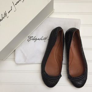Elizabeth and James Black Flat Size 6