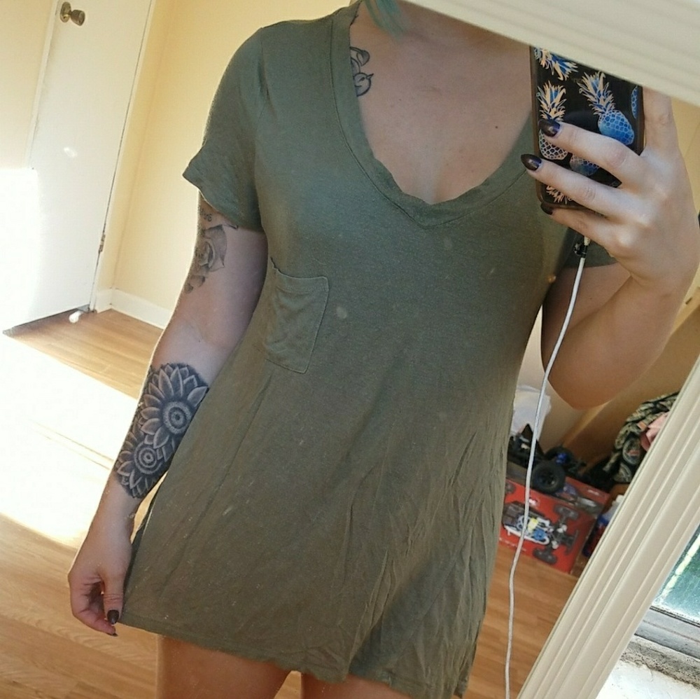 Green big tee