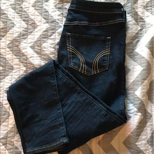 💌SOLD💌Hollister dark wash skinny  jean