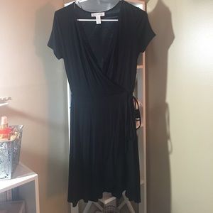 🔴Forever21 Wrap & tie dress